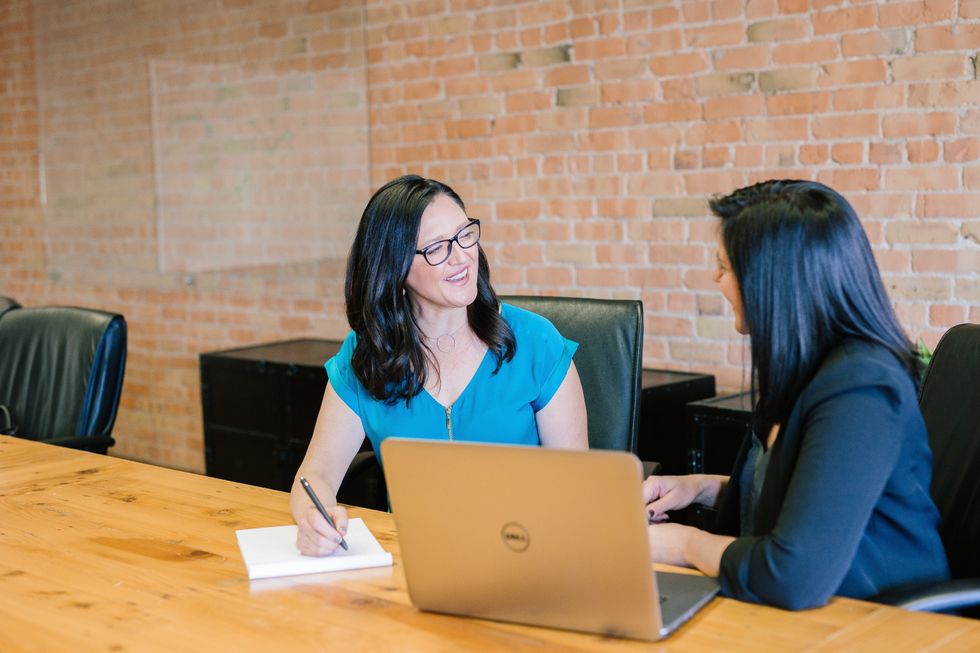 Career Coach helps plan future goals with college student