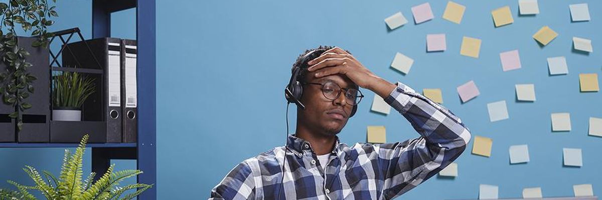 Customer service representative deals with an angry customer