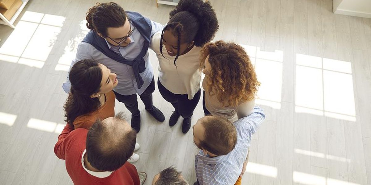 5 Fun Summer Work Activities For Bonding With Your Coworkers - Work It ...