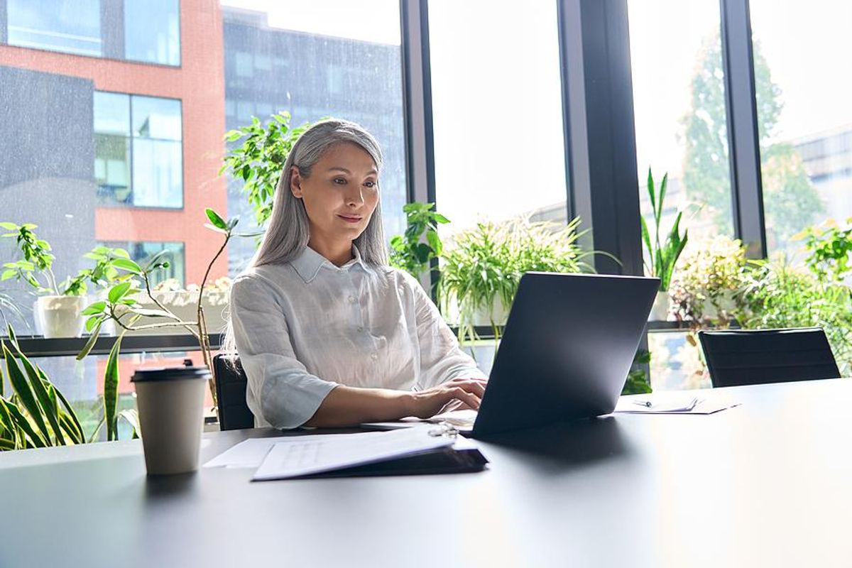Executive fixes a mistake on her resume