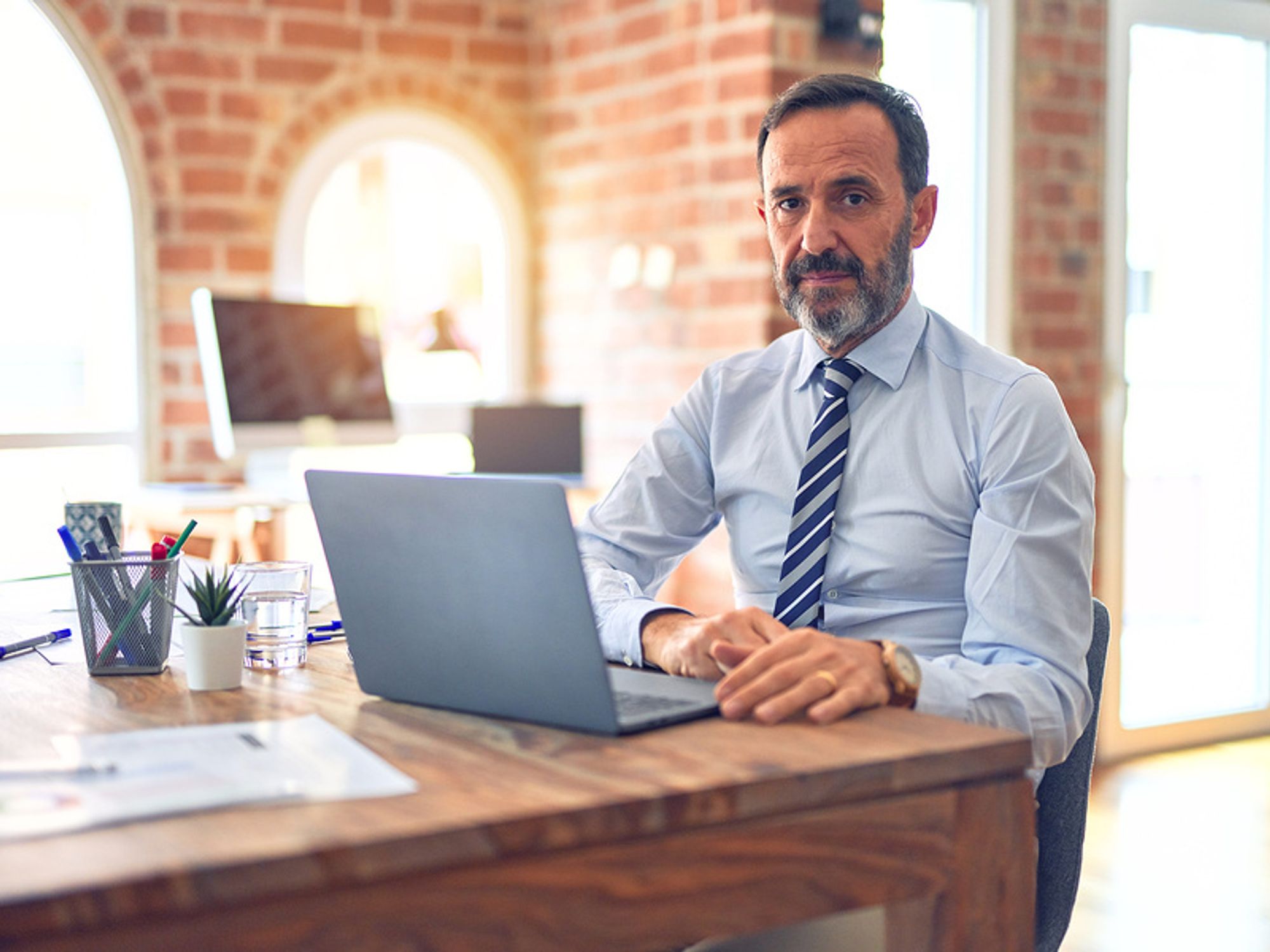 Hiring manager checks social media accounts during interview process