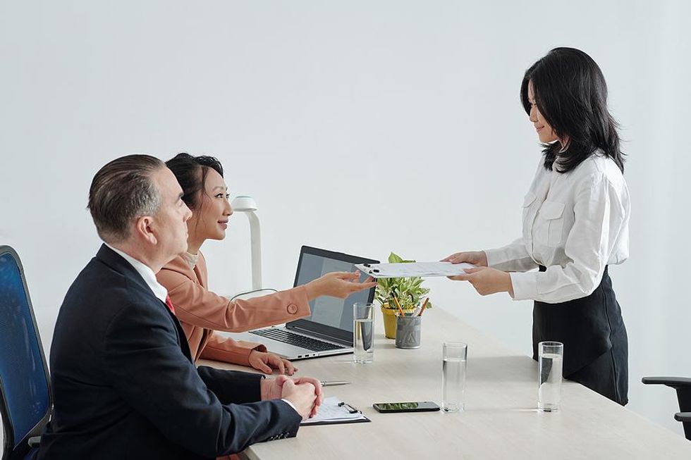 Hiring managers take an internal candidate's resume