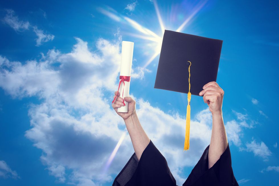 7 Benefits Of Hiring A Graduate