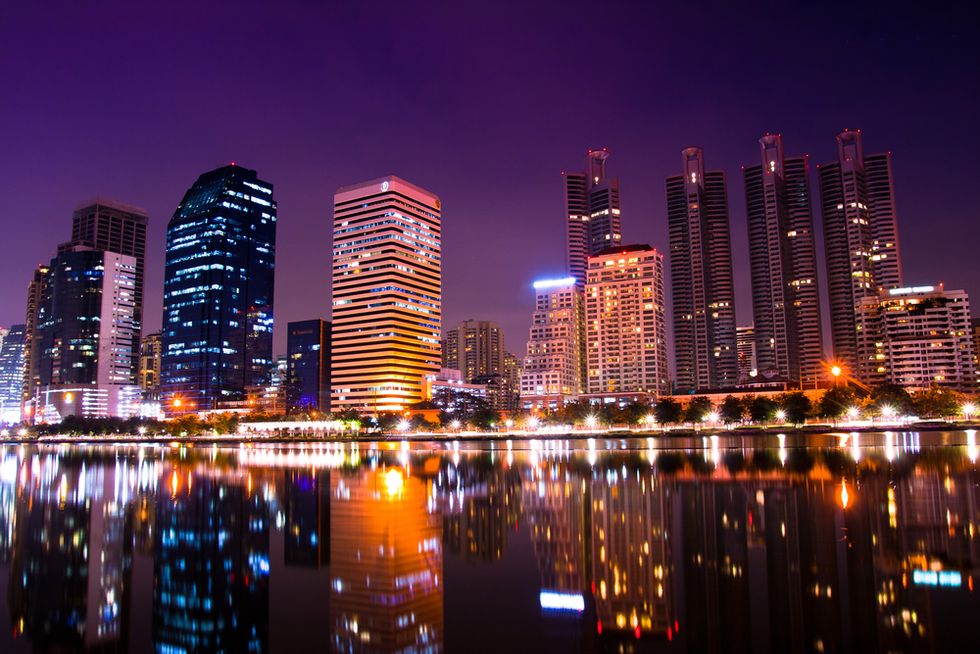 9 Cheap Ways To Network In A New City