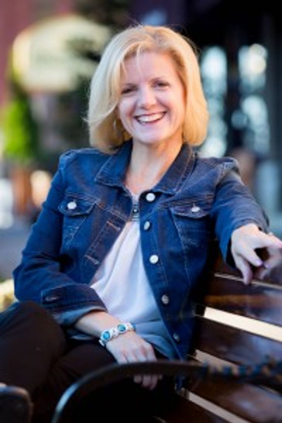Lisa Adams