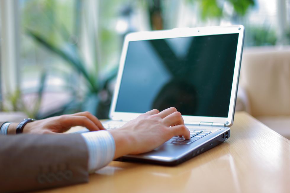 How To Write A Resume - Basic Summary