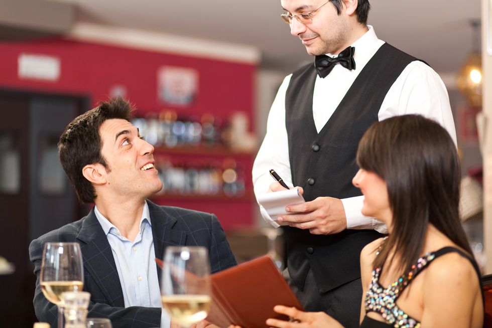 3 Qualities That Make Servers Great Networkers