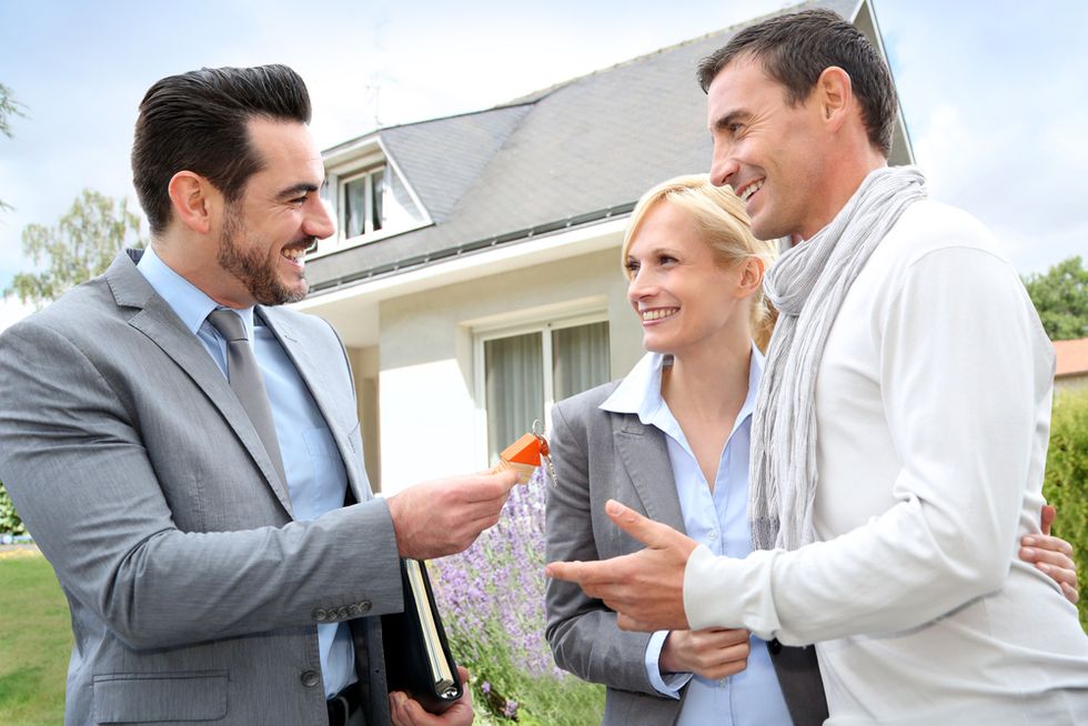 6 Reasons You Should Try A Career In Real Estate