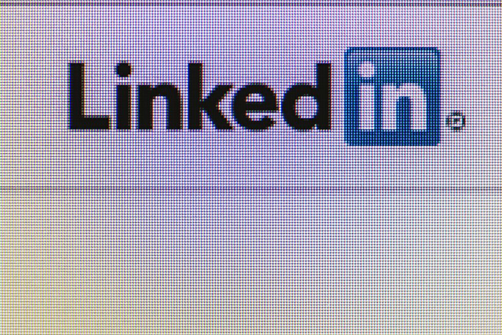 How To Develop A Strong Network On LinkedIn