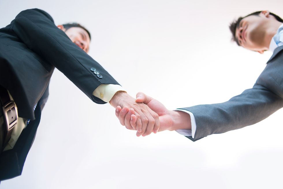 4 Combat-Tested Attorney Tactics For Negotiating Salary