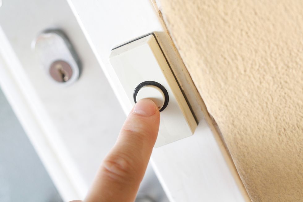 Advancing In Sales: 5 Lessons From Door-To-Door Sales
