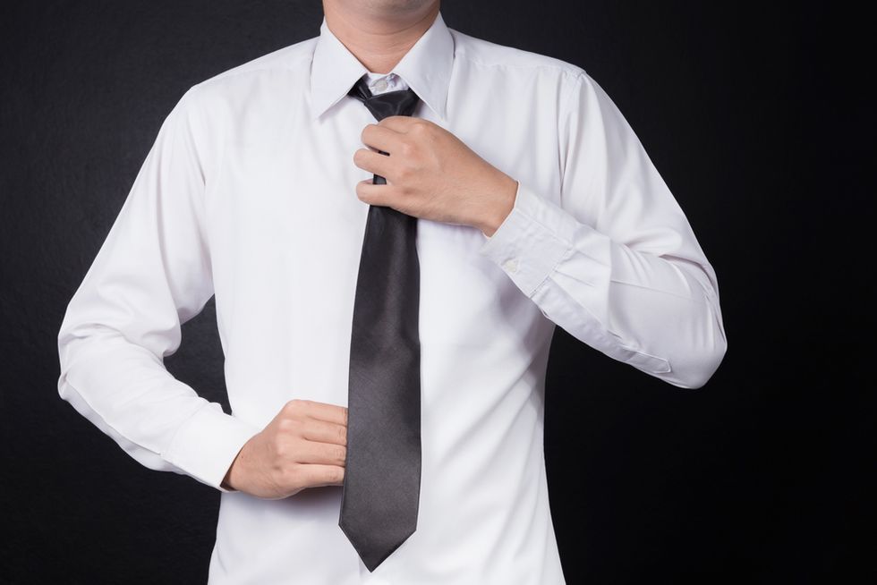 How You Should REALLY Dress For Job Interviews