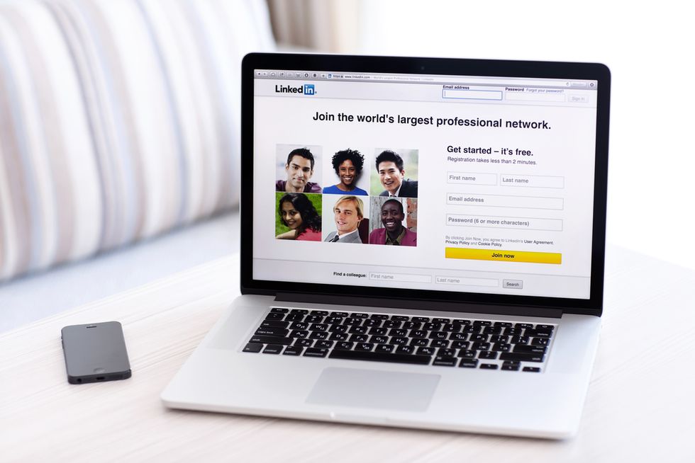 Can Your LinkedIn Profile Replace The Traditional Resume?