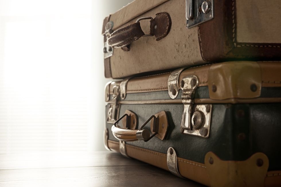 Working Abroad: 5 Steps To A Stress-Free Relocation