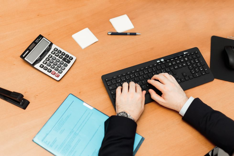 Using This Facebook Subscription Group Can Help You To Land The Job Of Your Dreams!