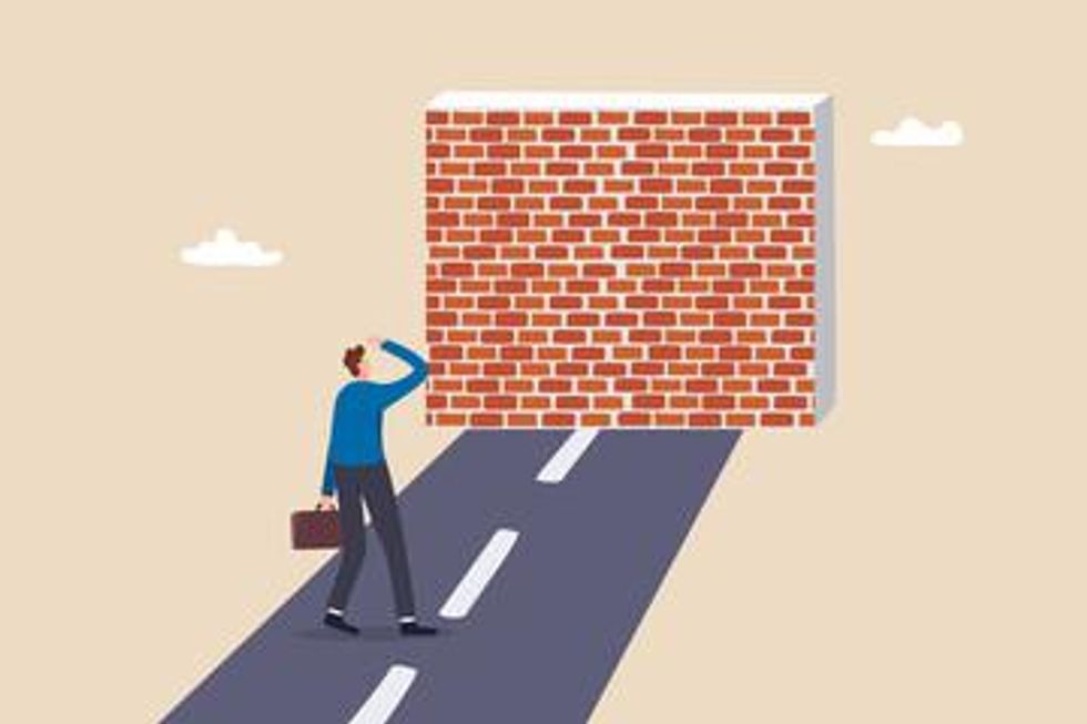 7 Indicators Your Growth And Gross sales Methods Are Outdated