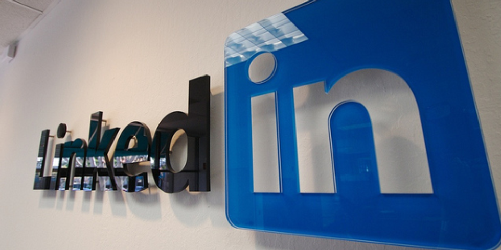 [Job S.H.O.T.s] 10 Things You Must Do on LinkedIn