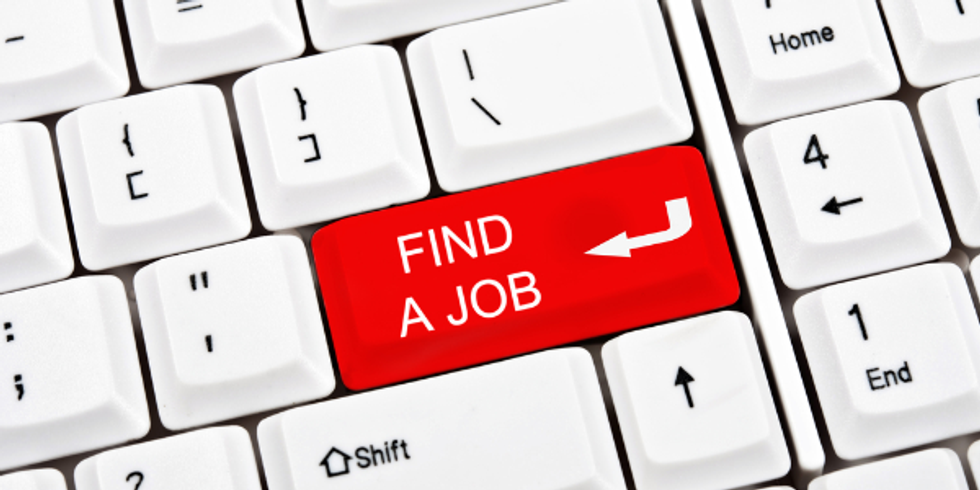 6 Tweeting Ways To Find Your Next Job