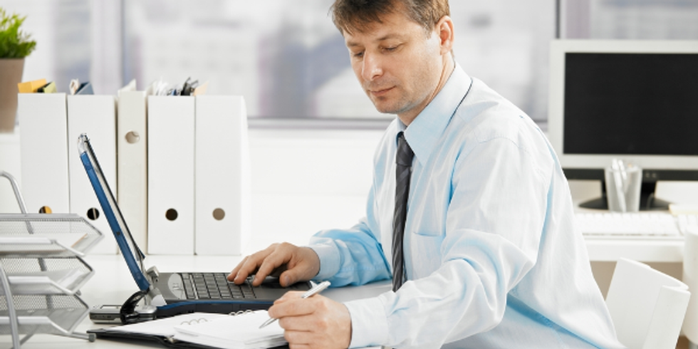 5 Reasons You Should Never Job Search at Work [FREE Webinar]