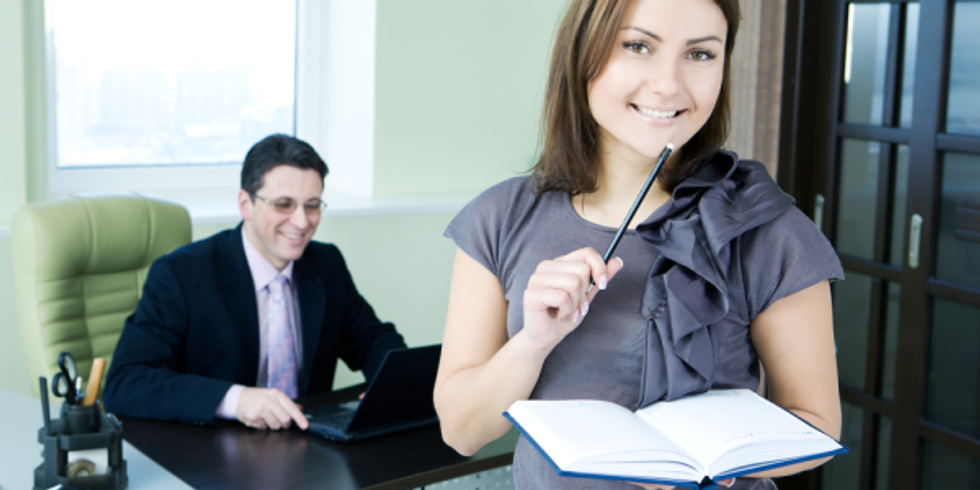 4 Ways to Succeed Without Upstaging the Boss