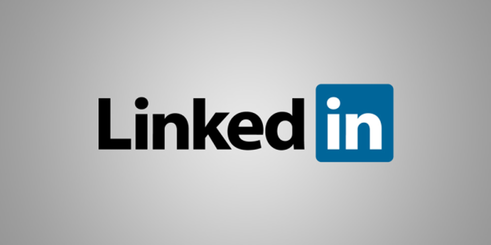How to Lure Recruiters With Your LinkedIn Profile