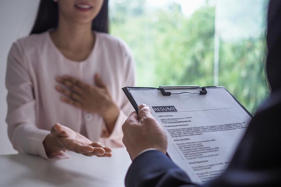 Job candidate asks the hiring manager a question