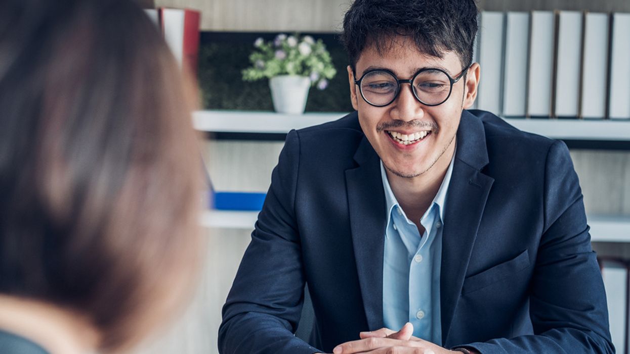 Job candidate knows how to avoid appearing overconfident in an interview