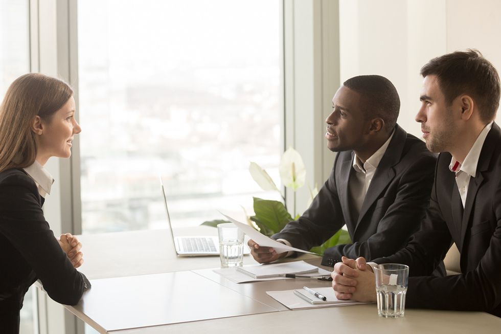 Candidate talks to hiring managers and realizes the interview isn't going well