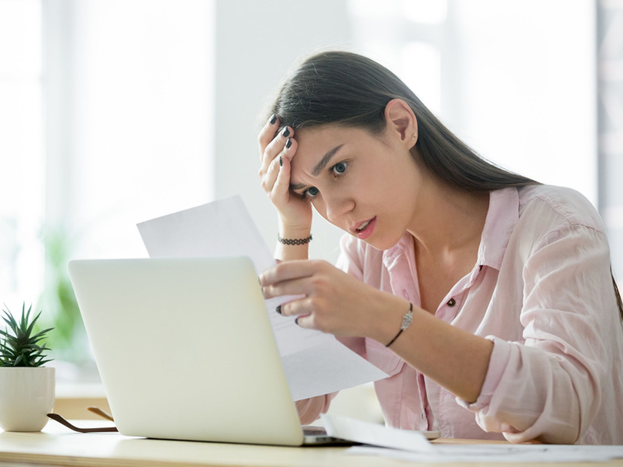 Job seeker frustrated about her job search