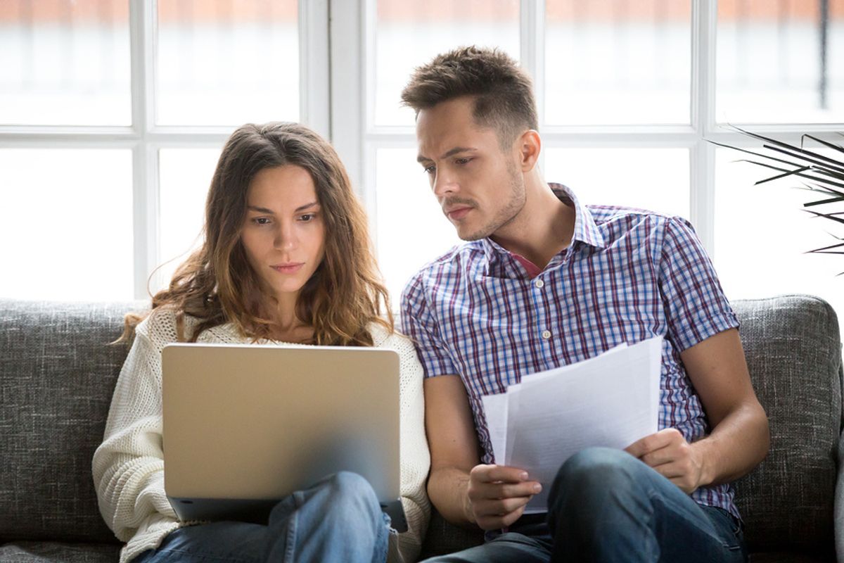 Man and woman can't pay their mortgage during a crisis