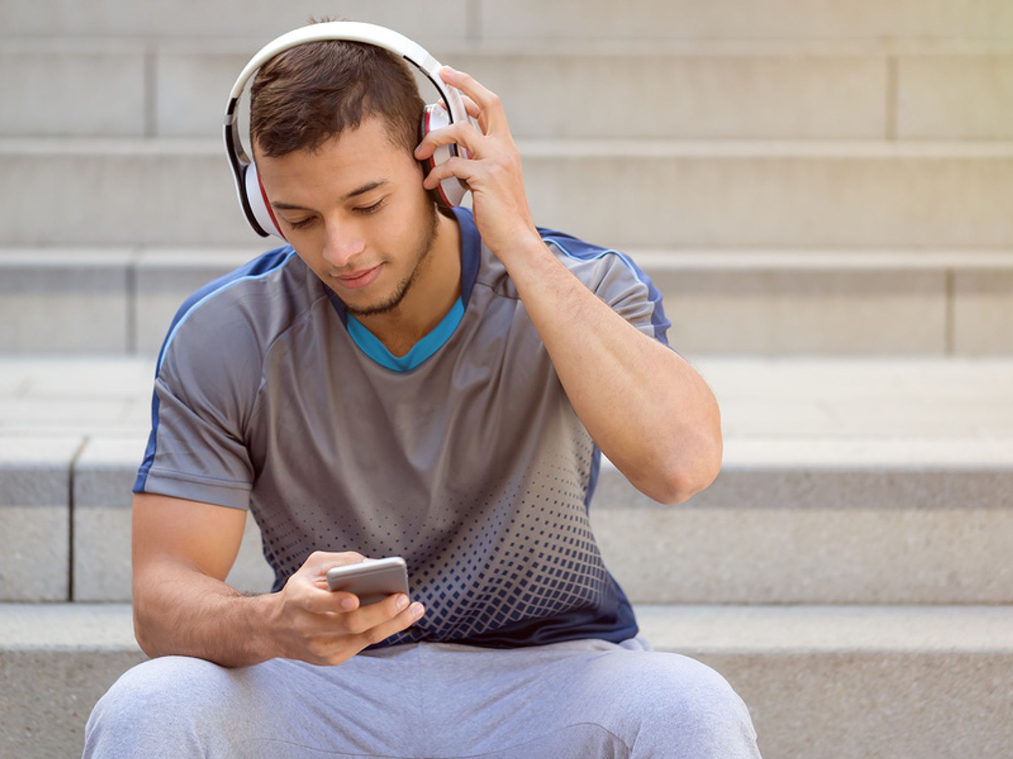 Man listens to career podcast episodes