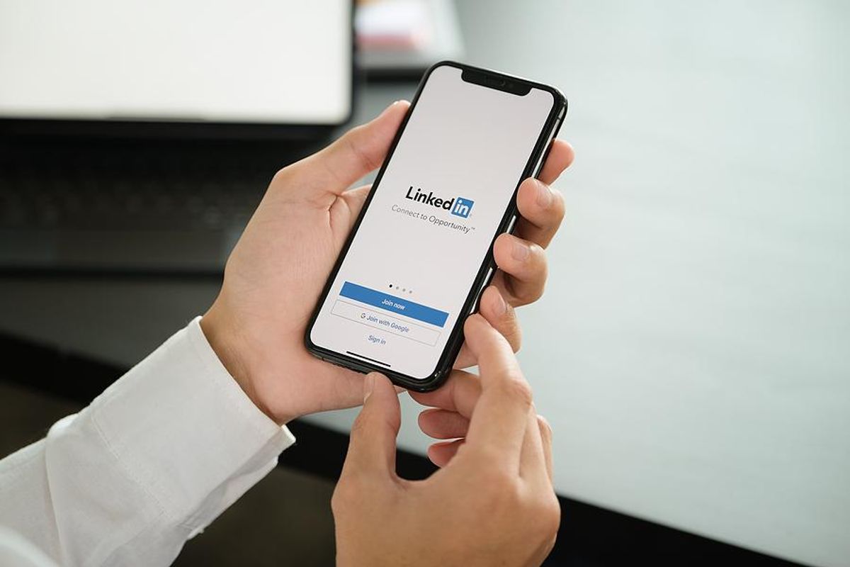 Man sets up his LinkedIn profile