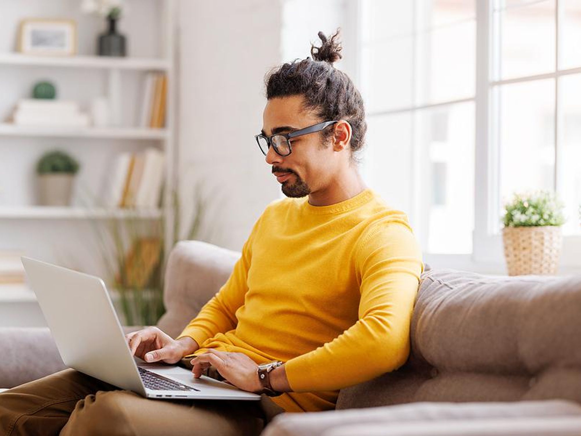 Man thinks about becoming self-employed
