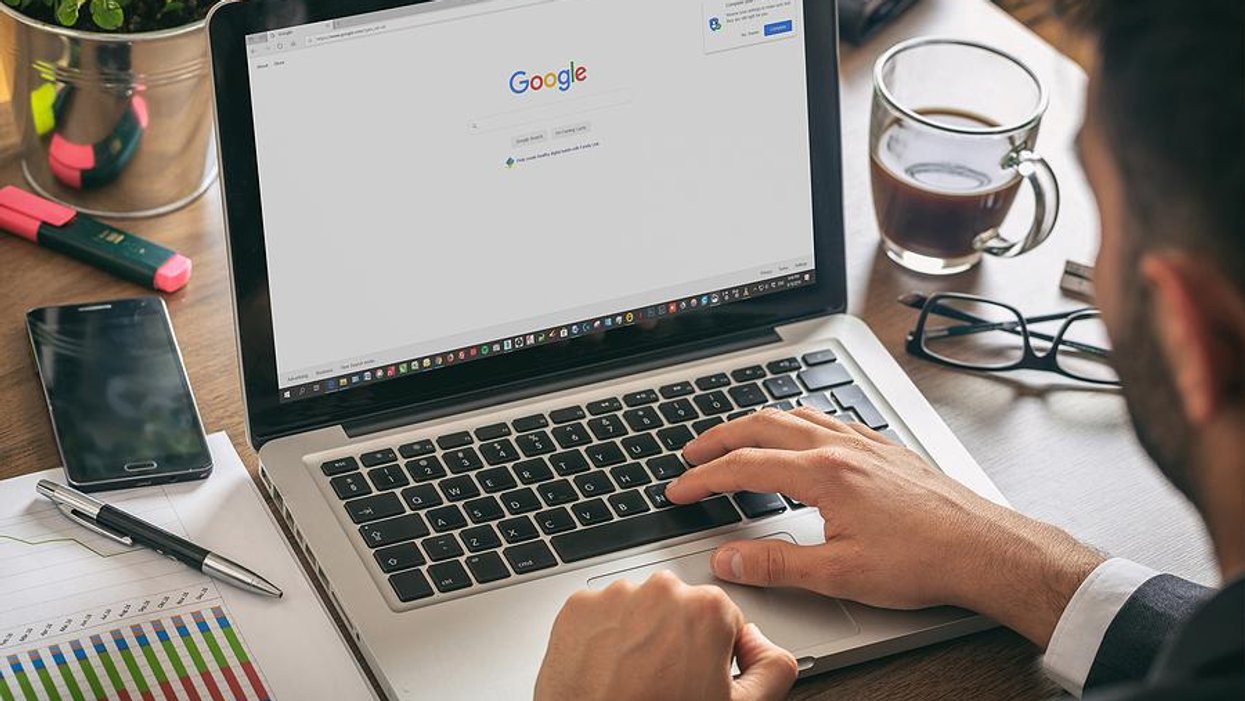 Man uses Google to search his name