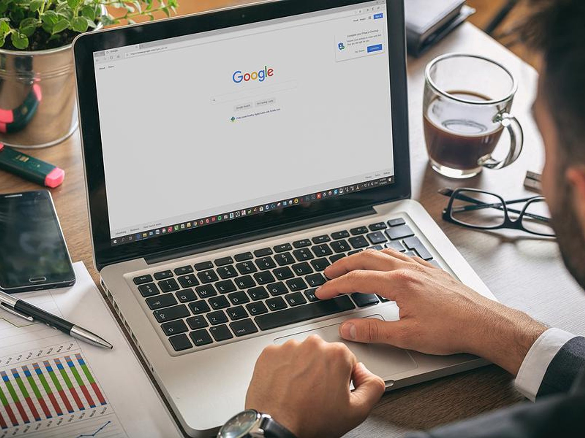 Man uses Google to search his name