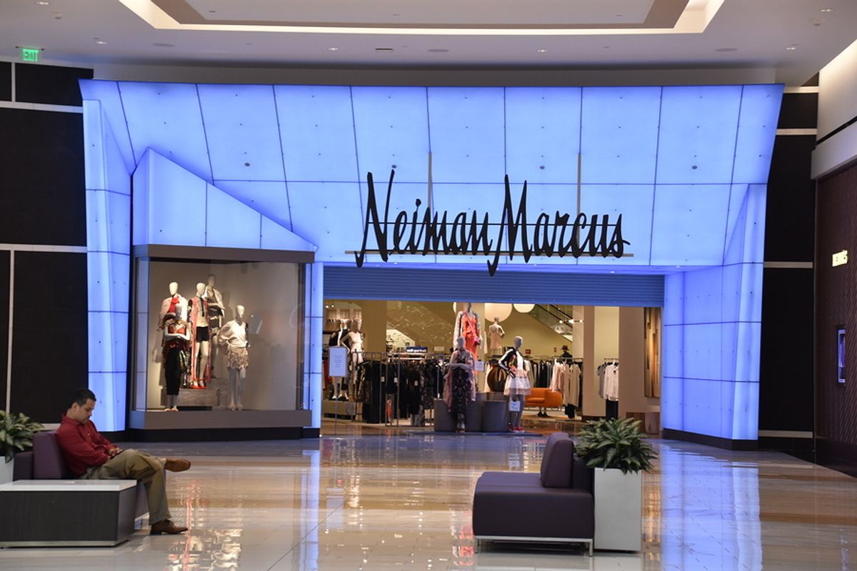 Picture of a Neiman Marcus store after filing for bankruptcy