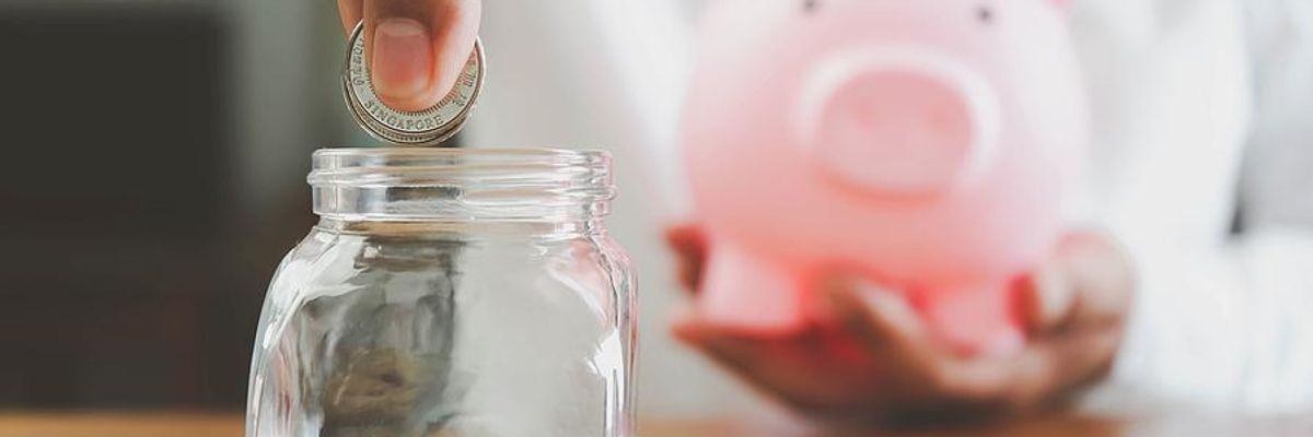Professional saves money during a career transition
