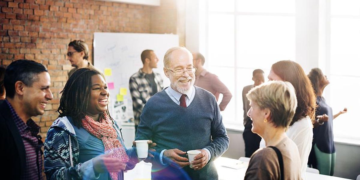 5 Easy Tips To Successfully Attend A Networking Event - Work It Daily