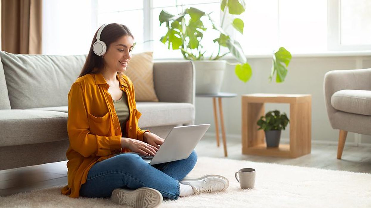 Recent college grad applies to an entry-level job