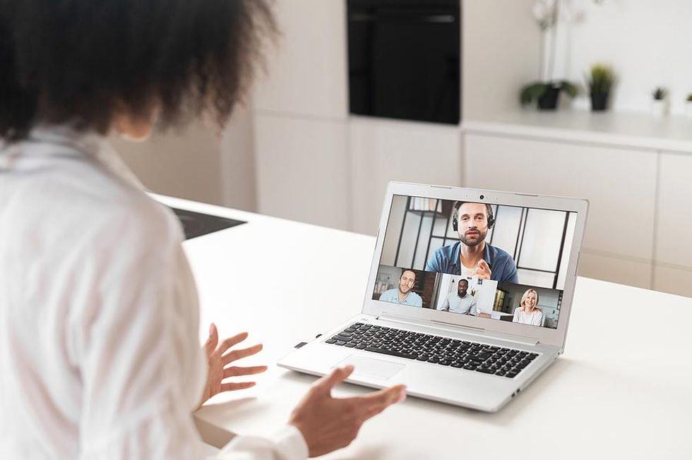 Remote team brainstorms together on a Zoom call