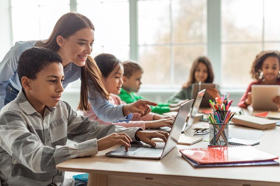 Teacher boosts student engagement in her classroom