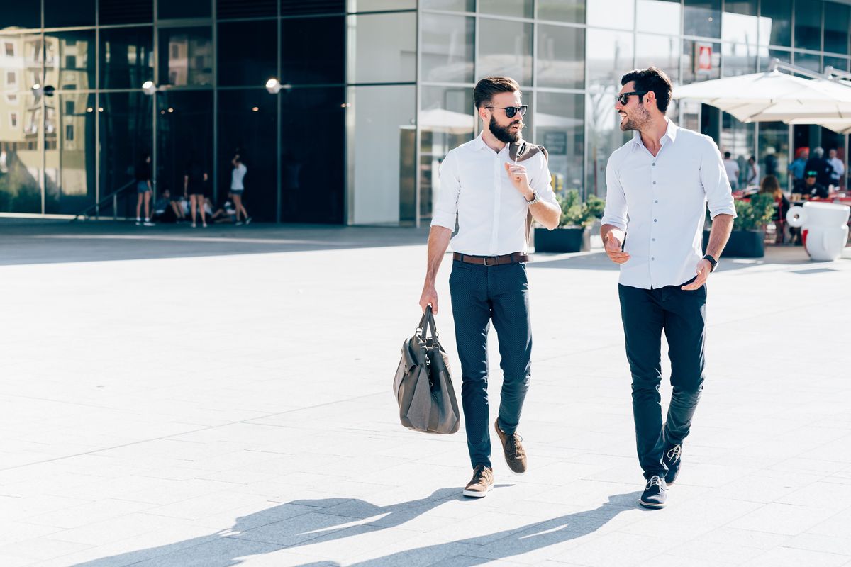 Two employees with flexible work hours