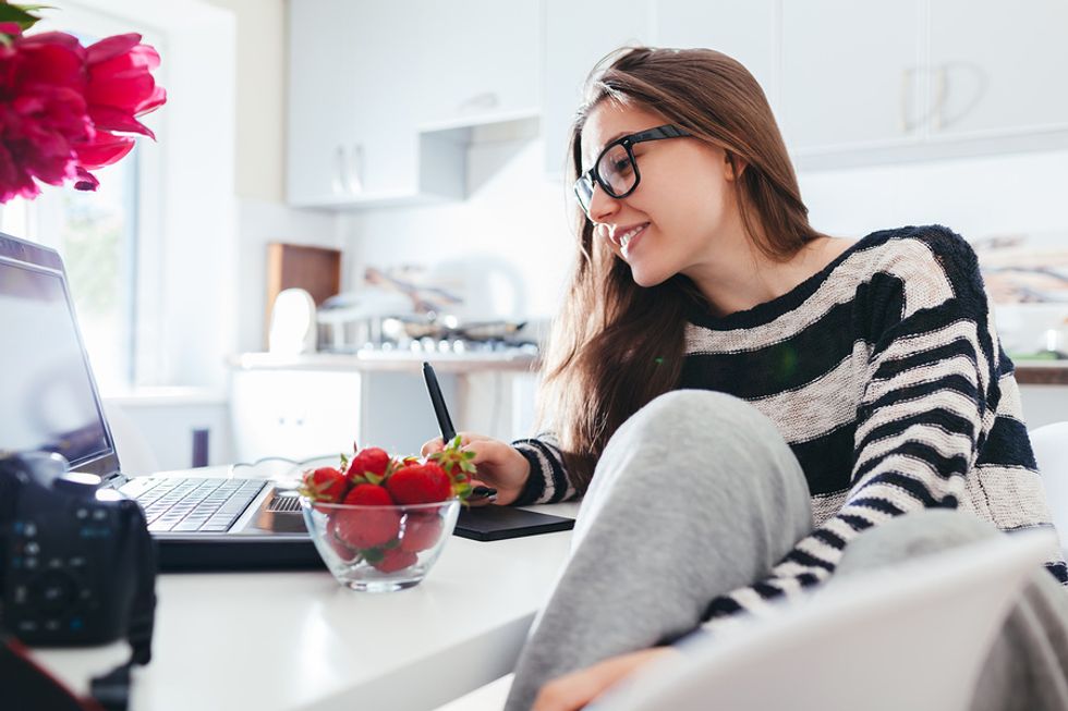 Woman avoids burnout while working from home