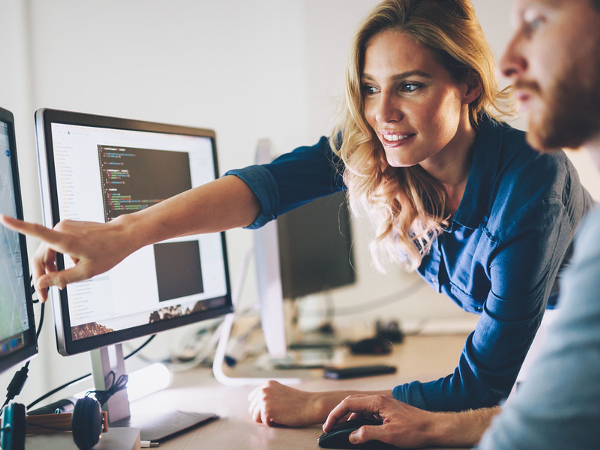 Woman leads her software team