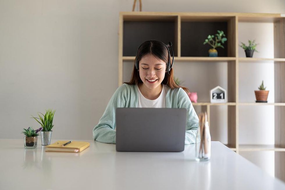 Woman looks for a job while employed