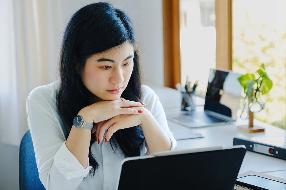 Woman uses technology for risk management