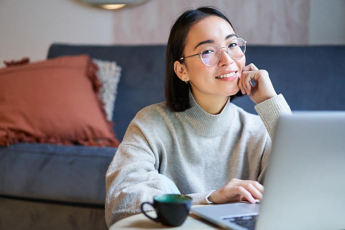Woman works for herself from home
